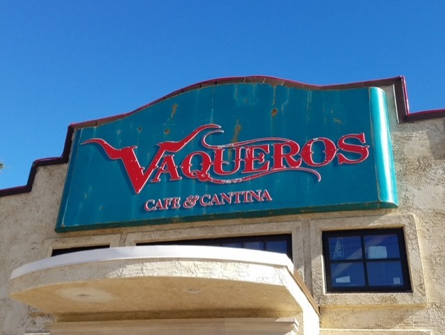 Building sign for Vaqueros Cafe in Texas installed by Lewis Sign